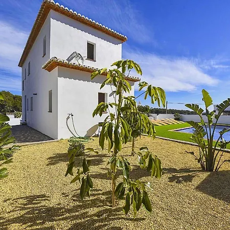 Villa Pinets - Plusholidays *