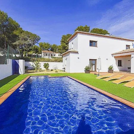 Villa Pinets - Plusholidays